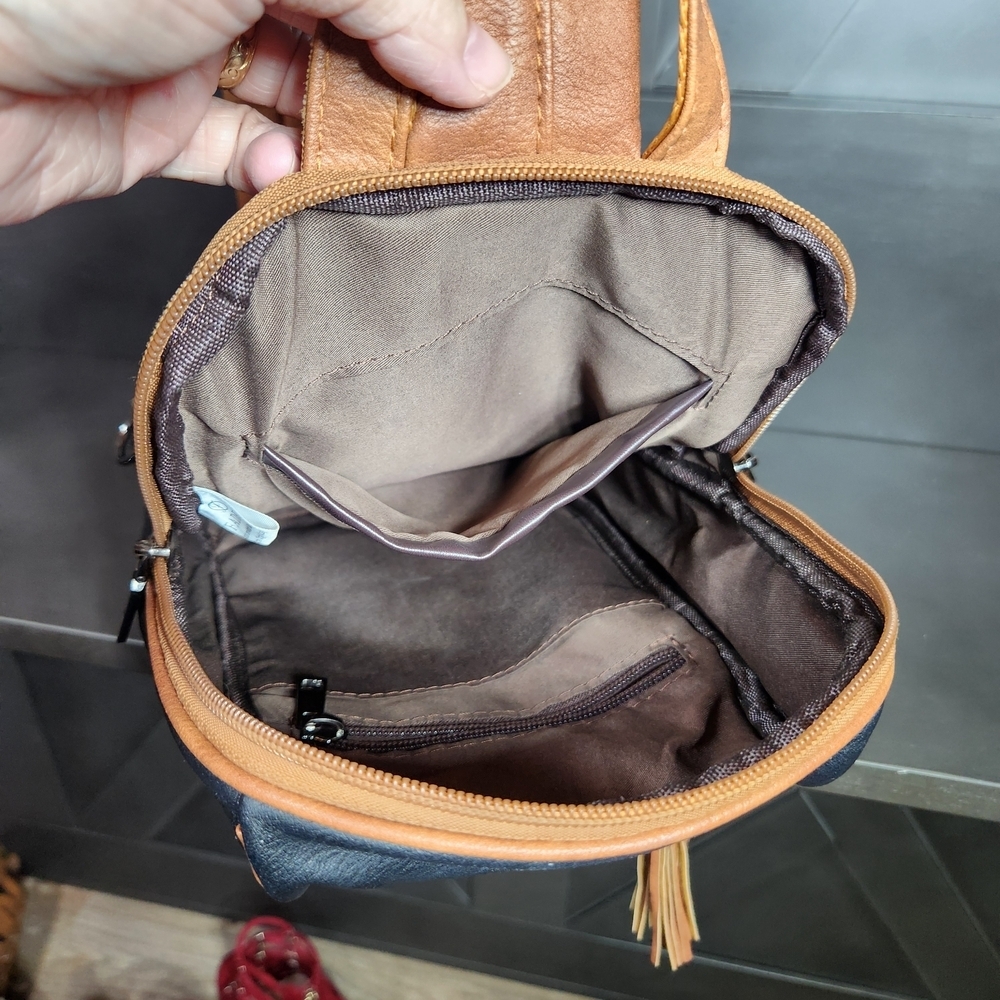 Fadeon Two-Tone Black and Tan Faux Leather Crossbody Sling Shoulder Bag - Picture 5 of 12